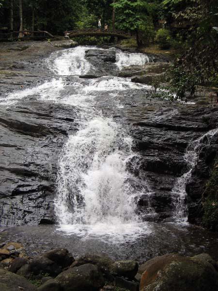 bukithijau04.jpg